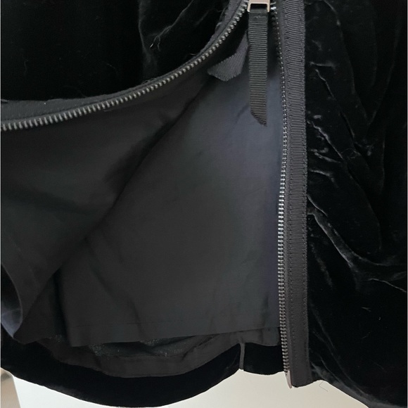 BCBG Max Azria Womens Velvet Ruched Mini Pencil Skirt Size 6 Black - Picture 9 of 11